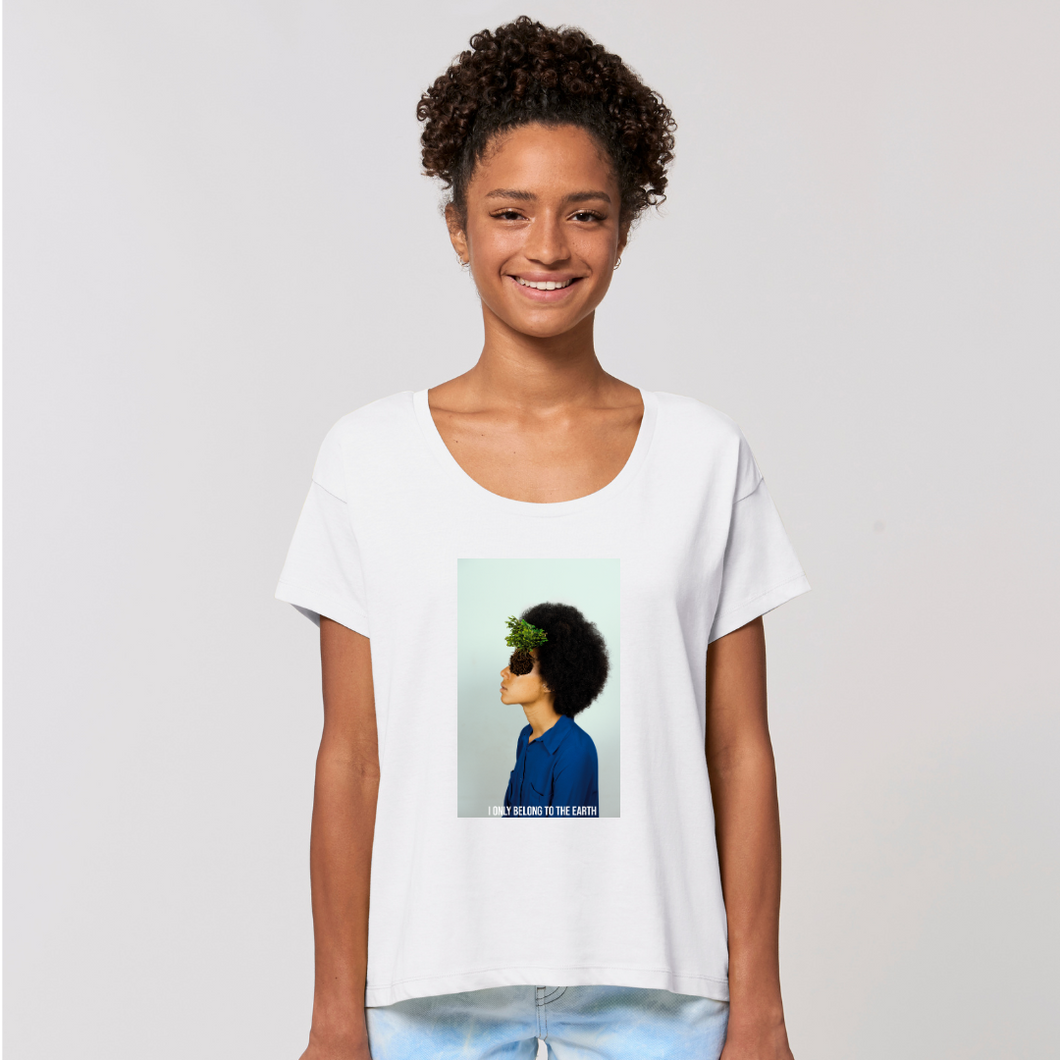 Camiseta Fine Art Sólo pertenezco a a la tierra