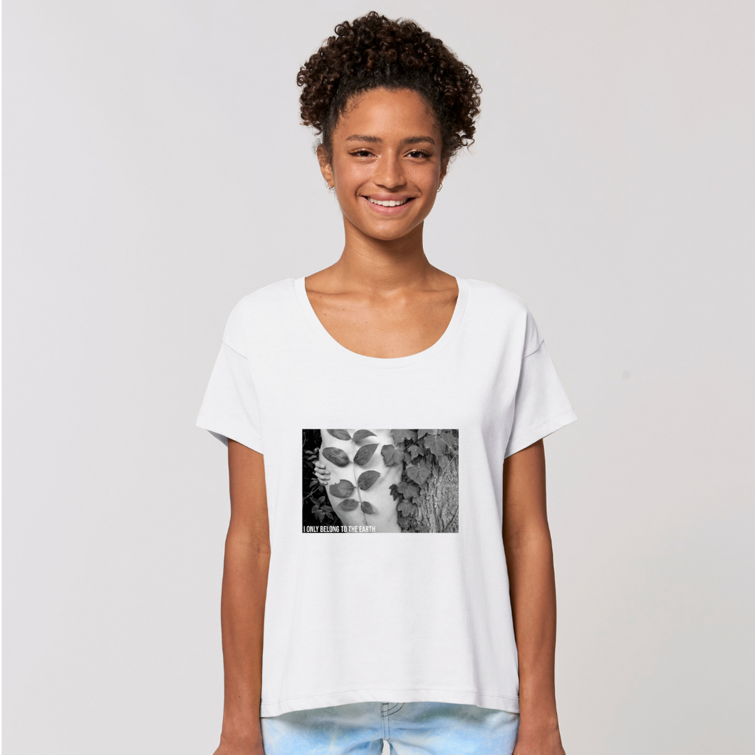 Camiseta Fine Art Sólo pertenezco a a la tierra 2 en Inglés