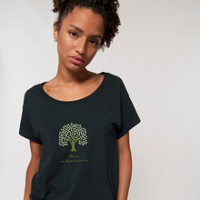 Cargar imagen en el visor de la galería, Camiseta Abraza la Madre Naturaleza - El Árbol de la Vida
